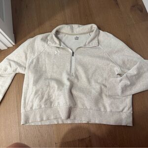 Under Armour Heathered Gray Pullover